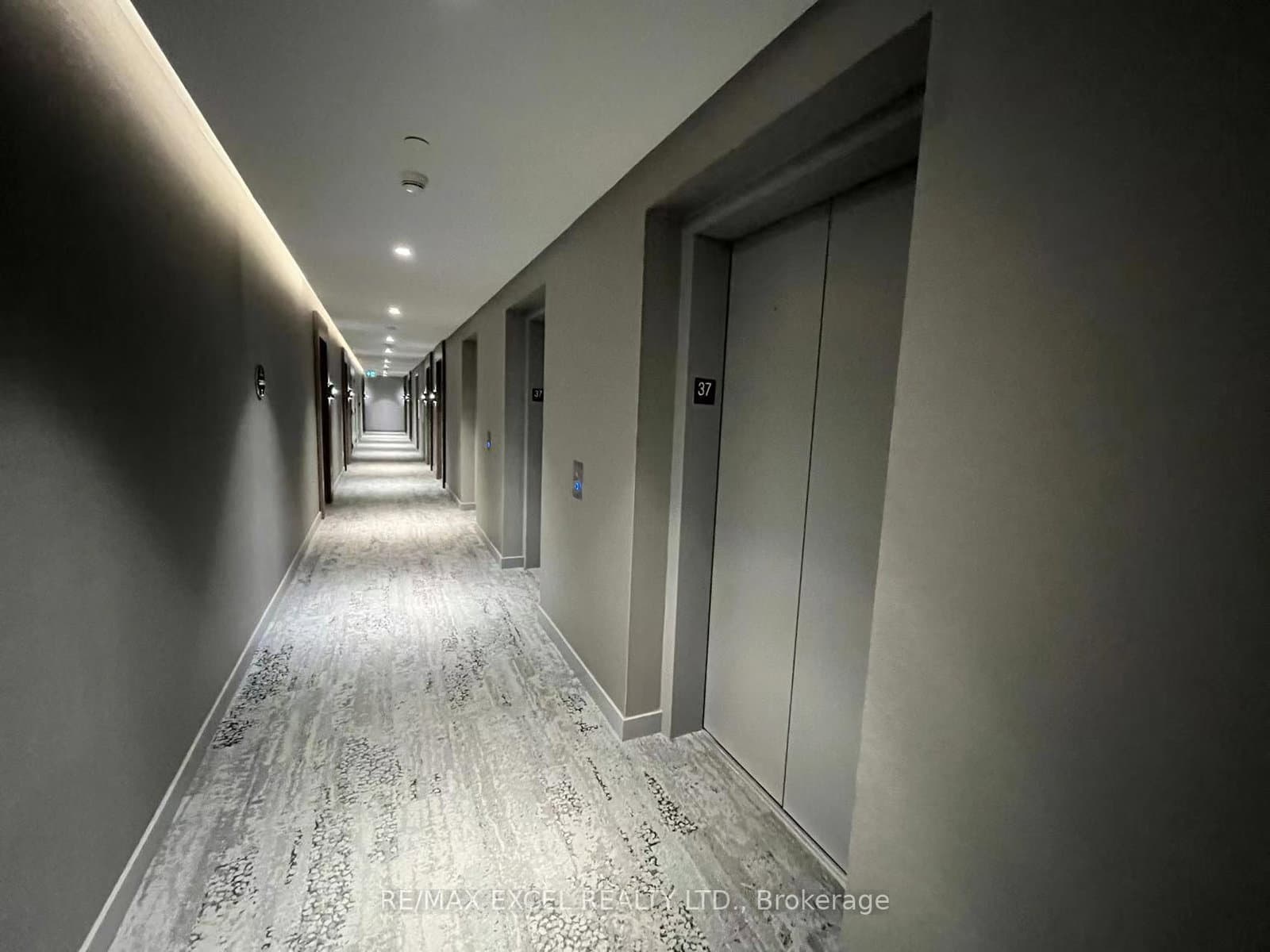 161 Roehampton Avenue, Unit 3702 thumbnail 26
