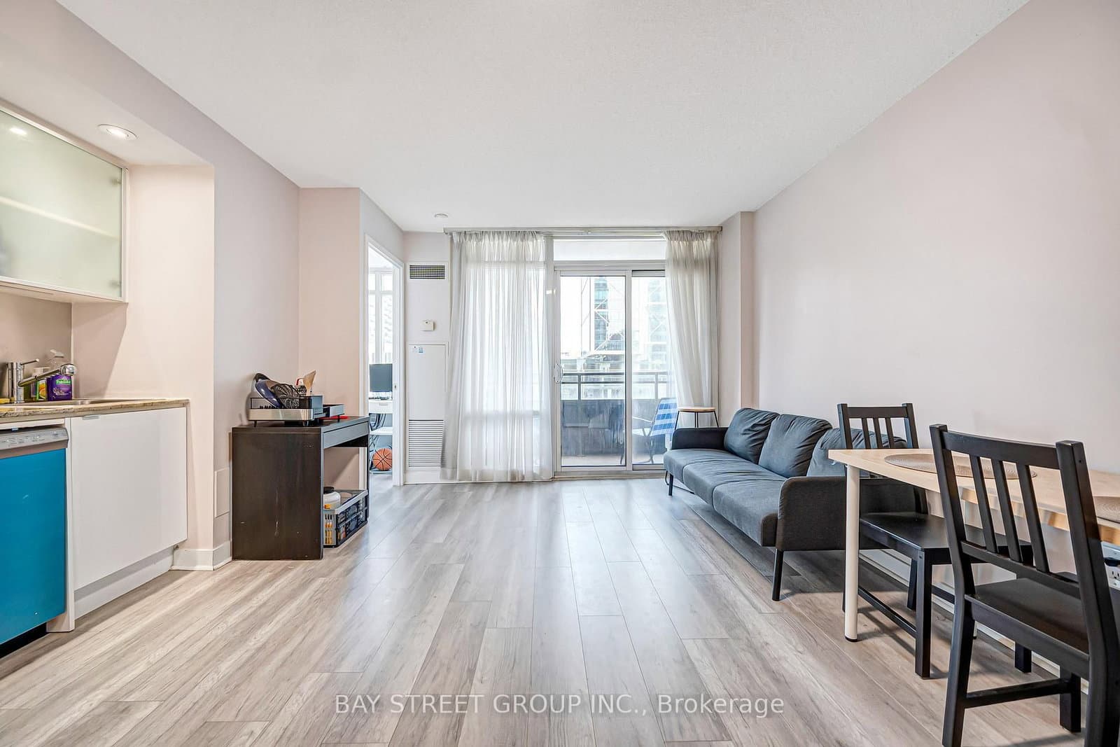 25 Telegram Mews, Unit 816 thumbnail 11