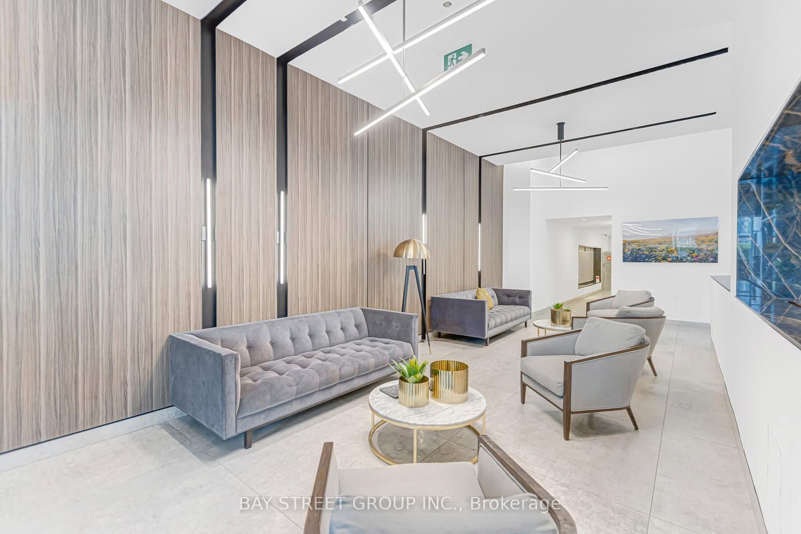 25 Telegram Mews, Unit 816 thumbnail 22