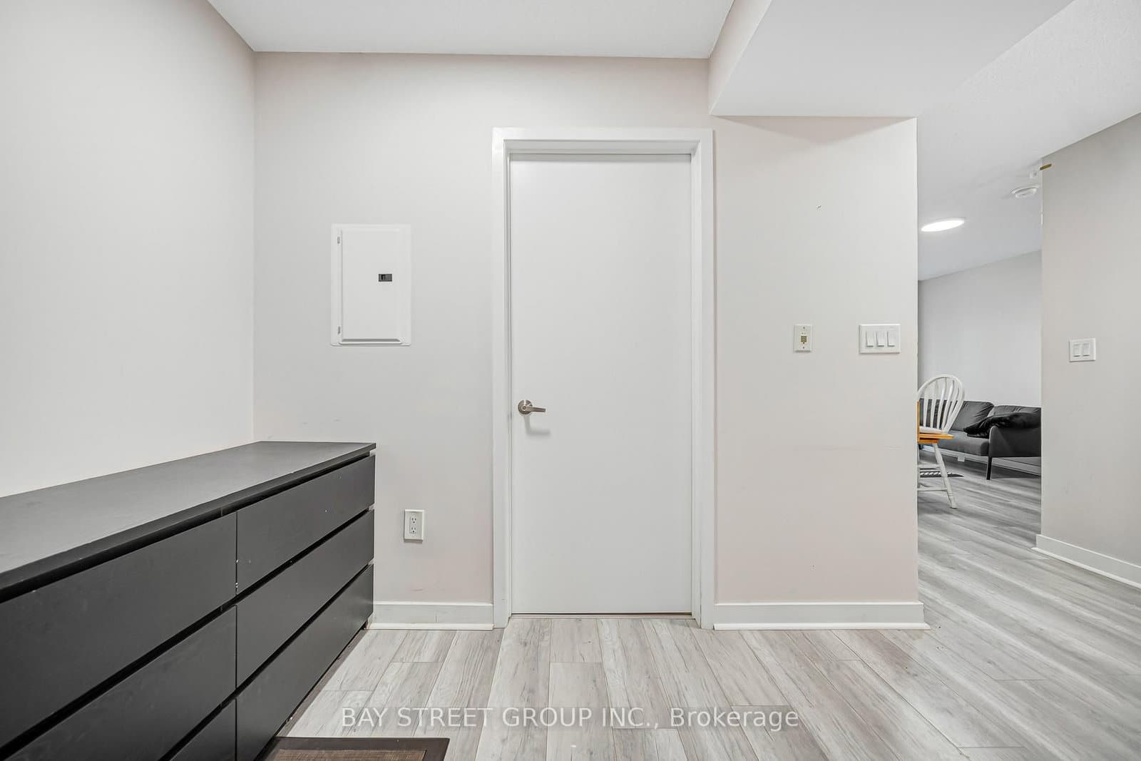 25 Telegram Mews, Unit 816 thumbnail 7