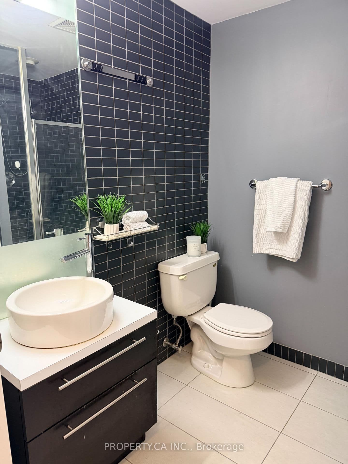 21 Carlton Street, Unit 3405 thumbnail 10