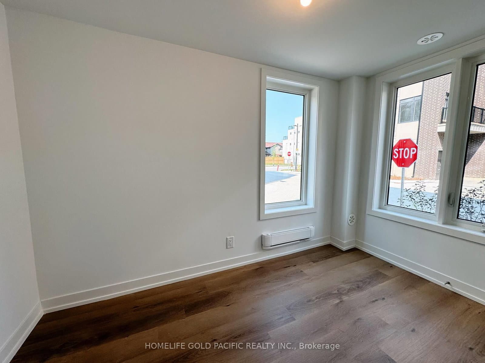 5 Spruce Pines Crescent thumbnail 2