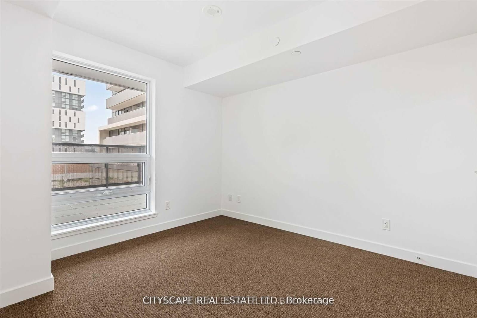 120 Varna Drive, Unit 425 thumbnail 10