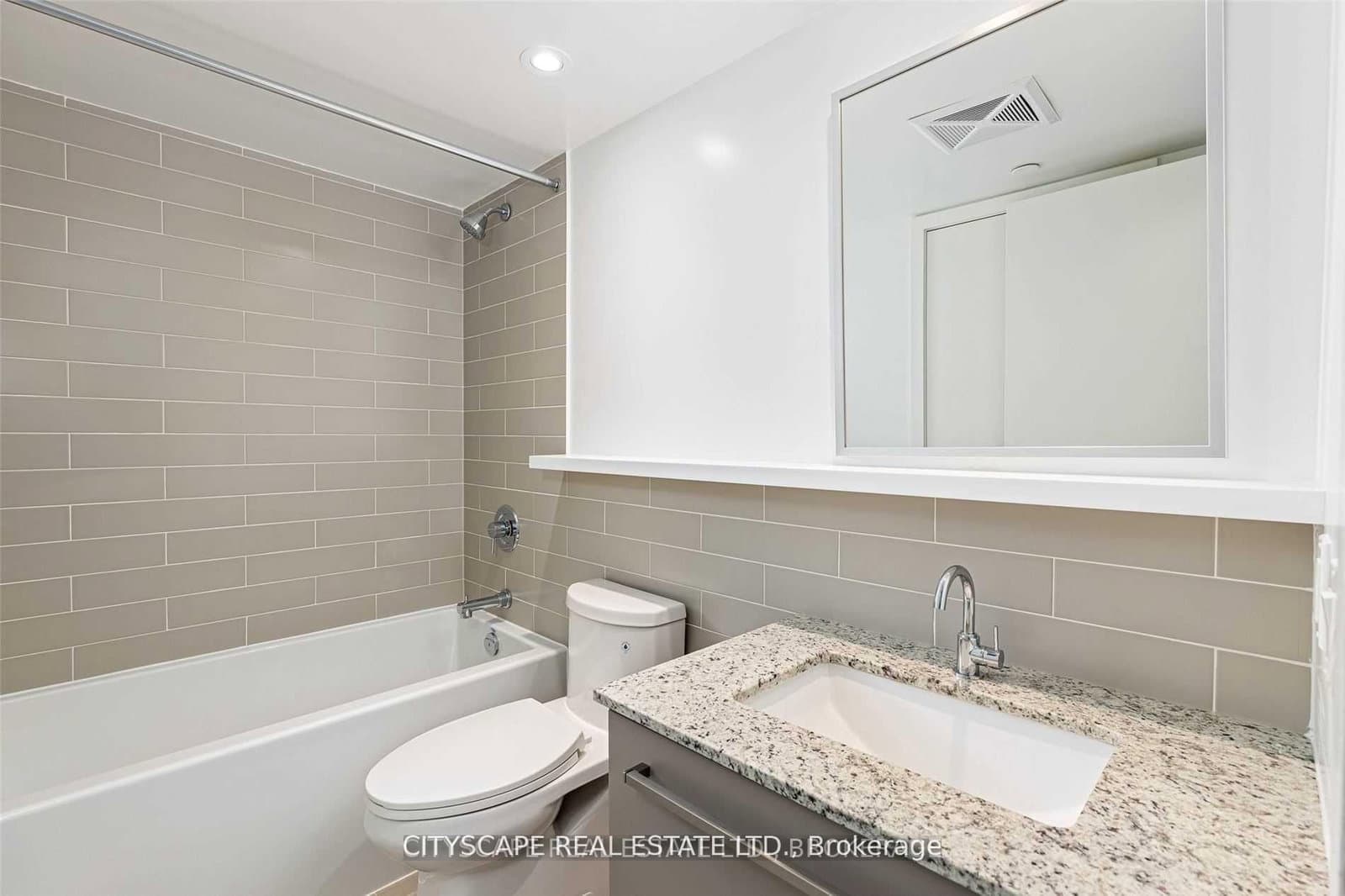 120 Varna Drive, Unit 425 thumbnail 9