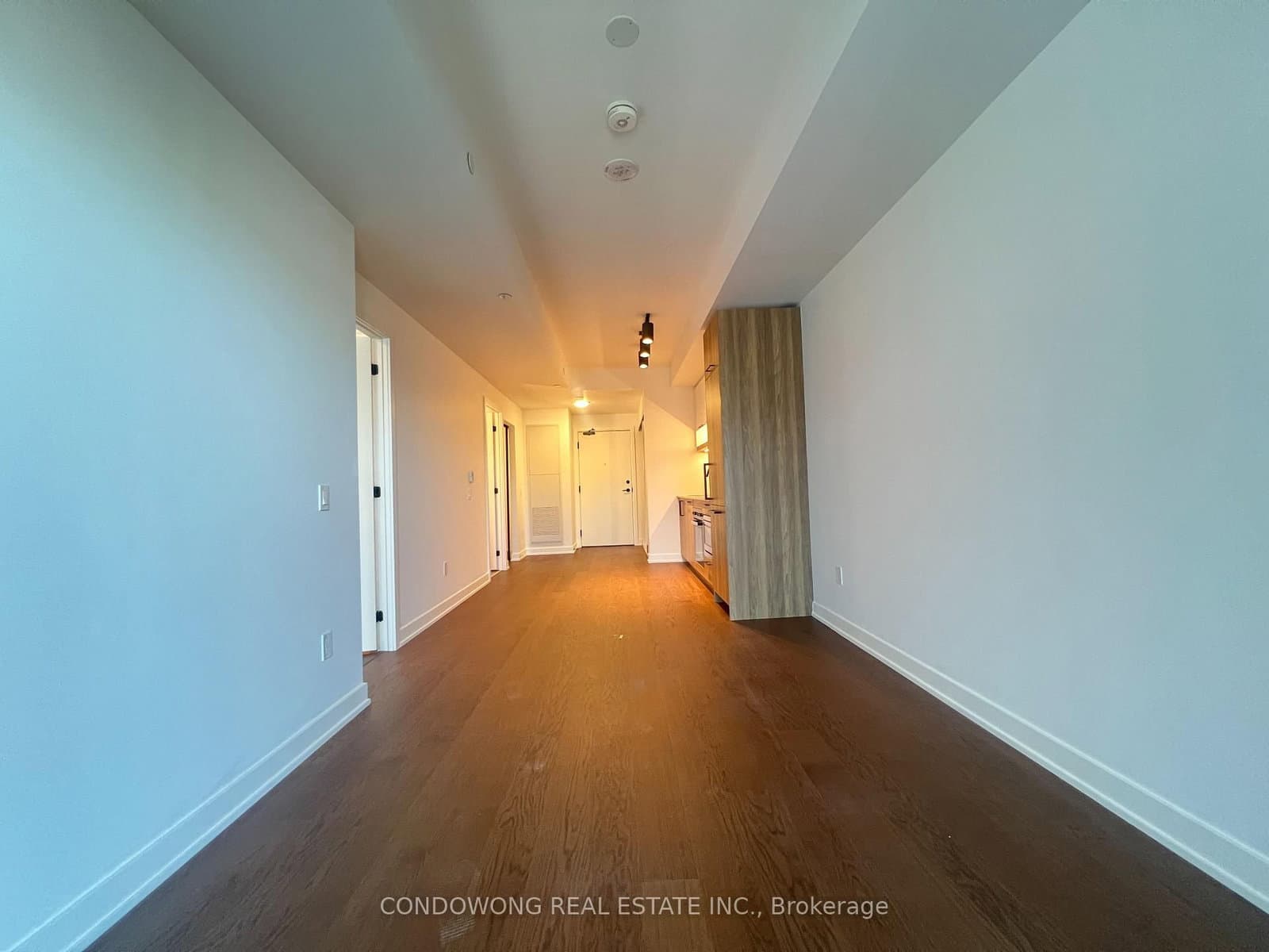 91 Montclair Avenue, Unit 720 thumbnail 3