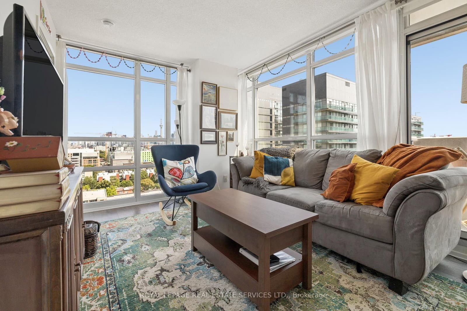 68 Abell Street, Unit 1908 thumbnail 8