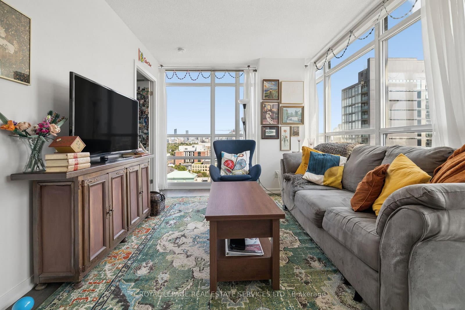 68 Abell Street, Unit 1908 thumbnail 9