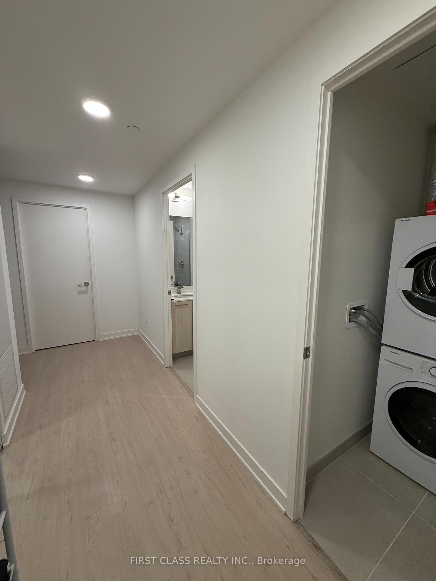 65 Mutual Street, Unit 2804 thumbnail 11