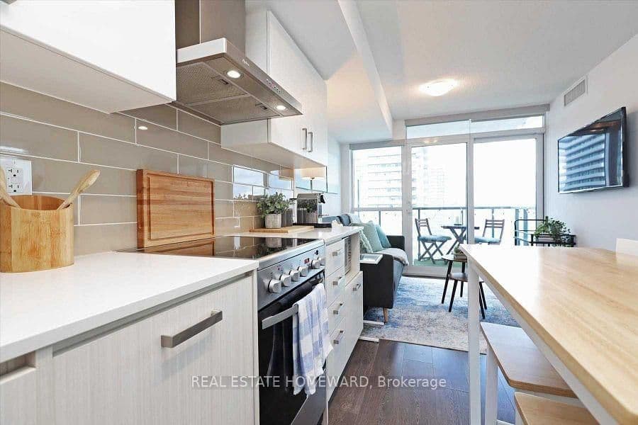 125 Redpath Avenue, Unit 2601 thumbnail 9