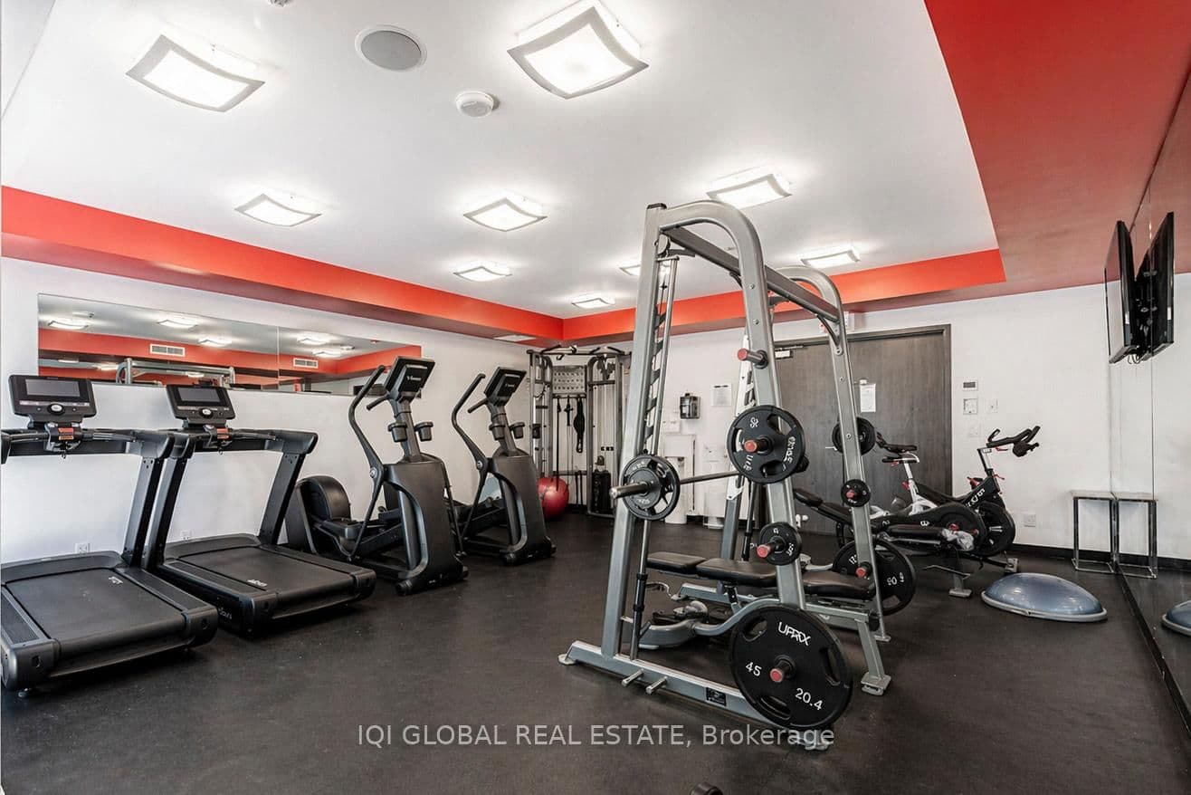 478 King Street W, Unit 406 thumbnail 15