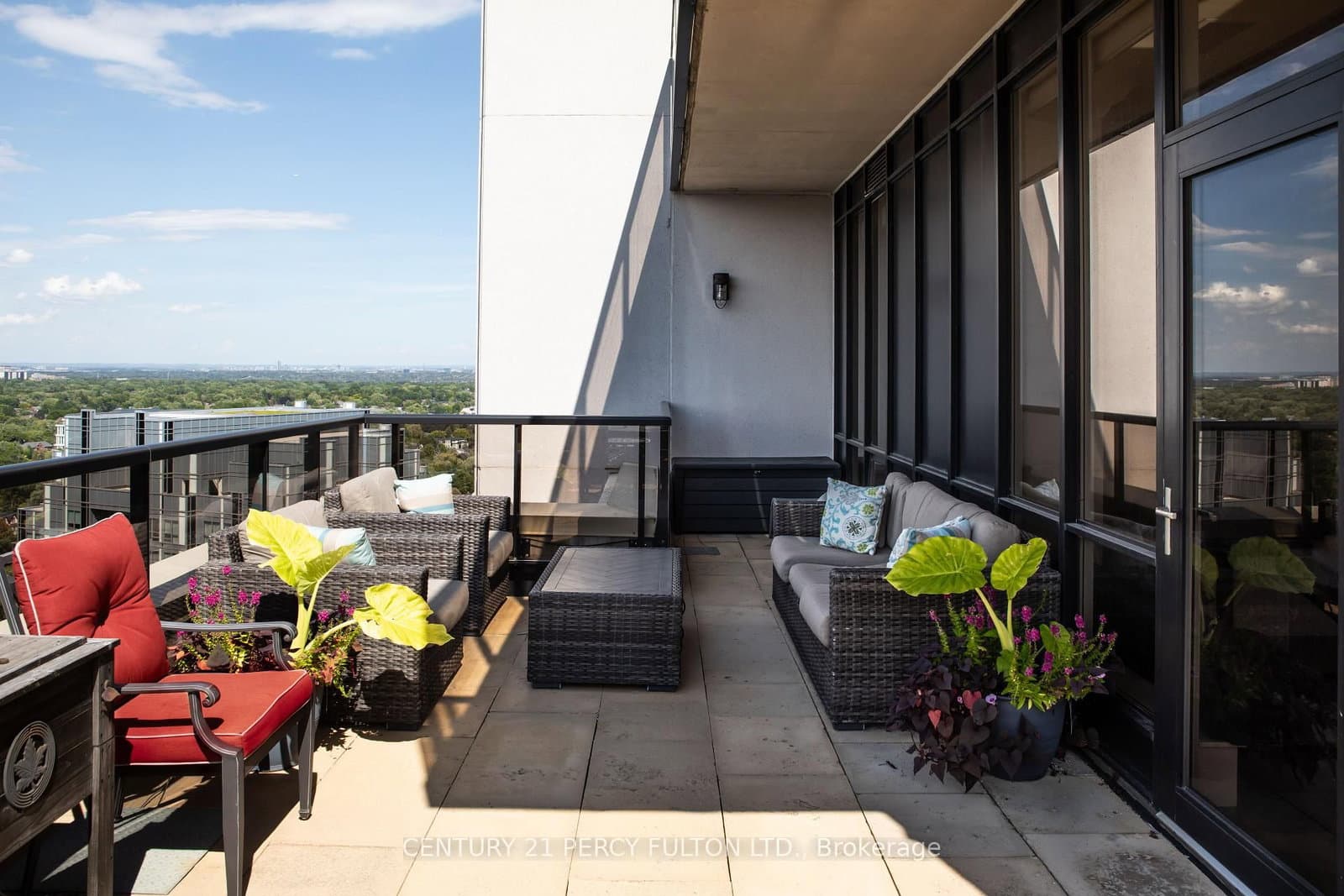 100 Harrison Garden Boulevard, Unit PH14 thumbnail 18