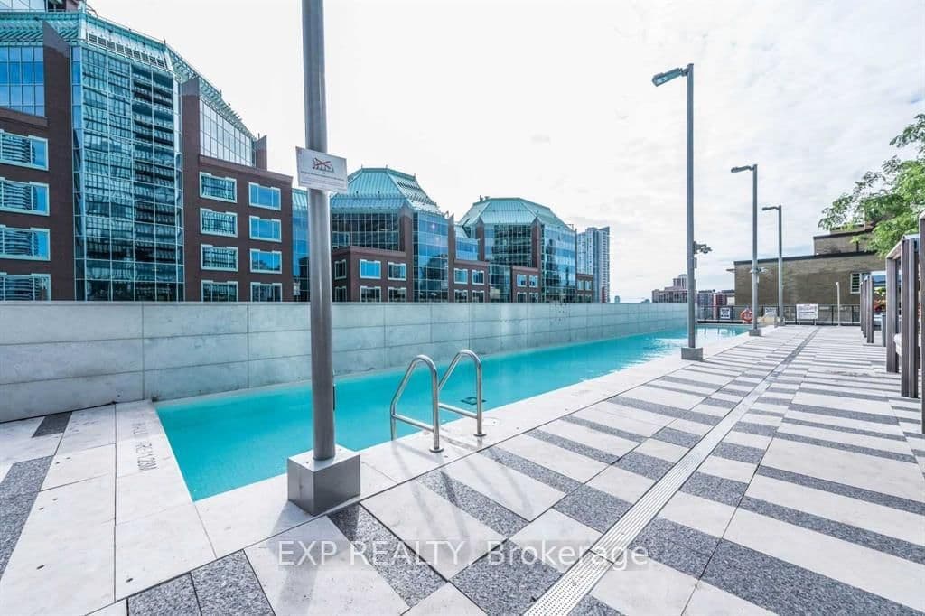 101 Charles Street E, Unit 4804 thumbnail 15