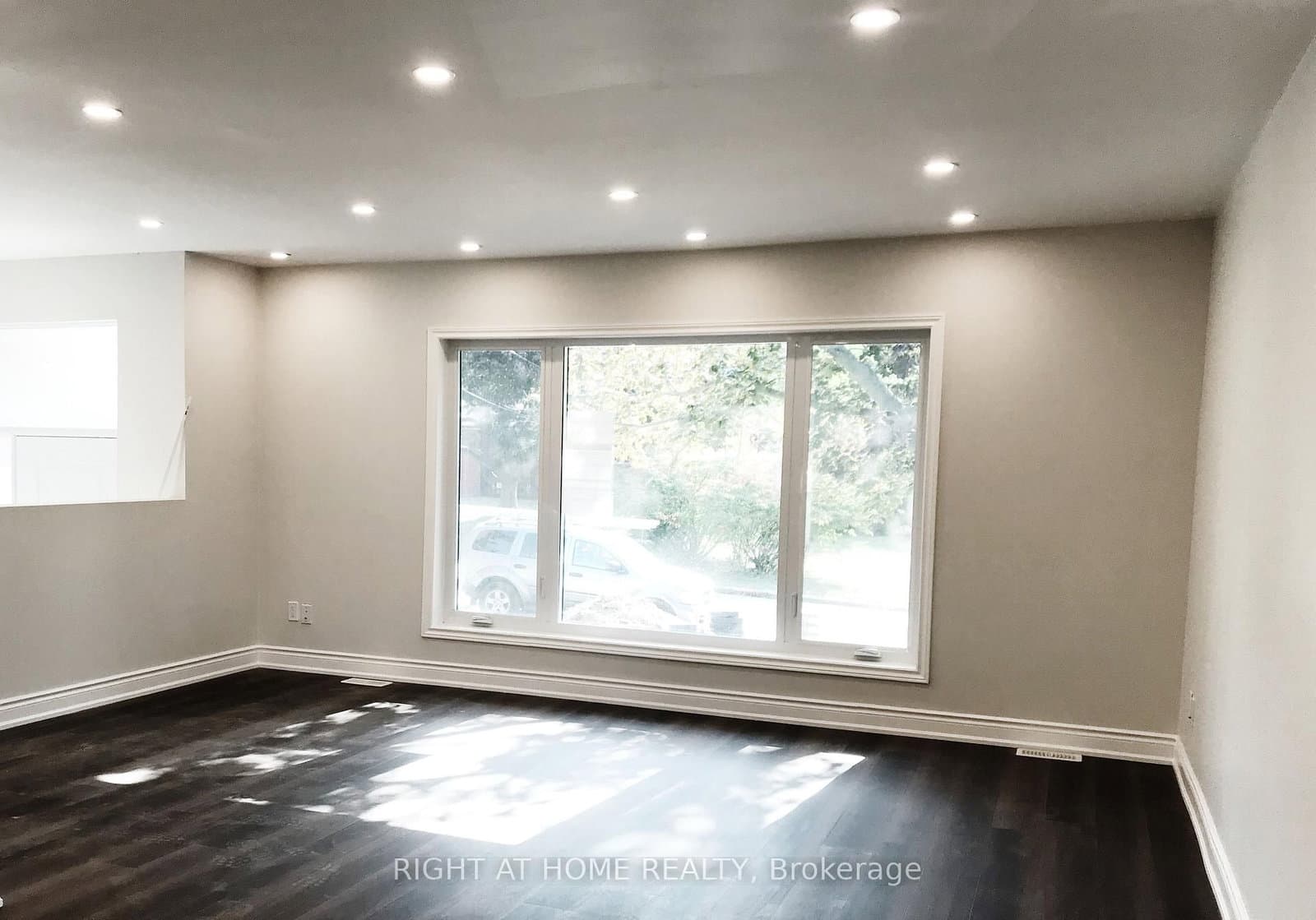 4 Trophy Drive, Unit MAIN FL thumbnail 10