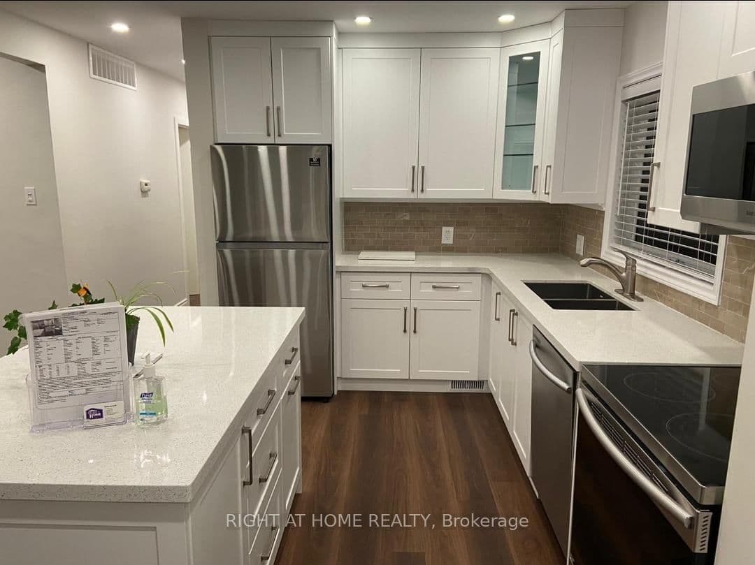 4 Trophy Drive, Unit MAIN FL thumbnail 7