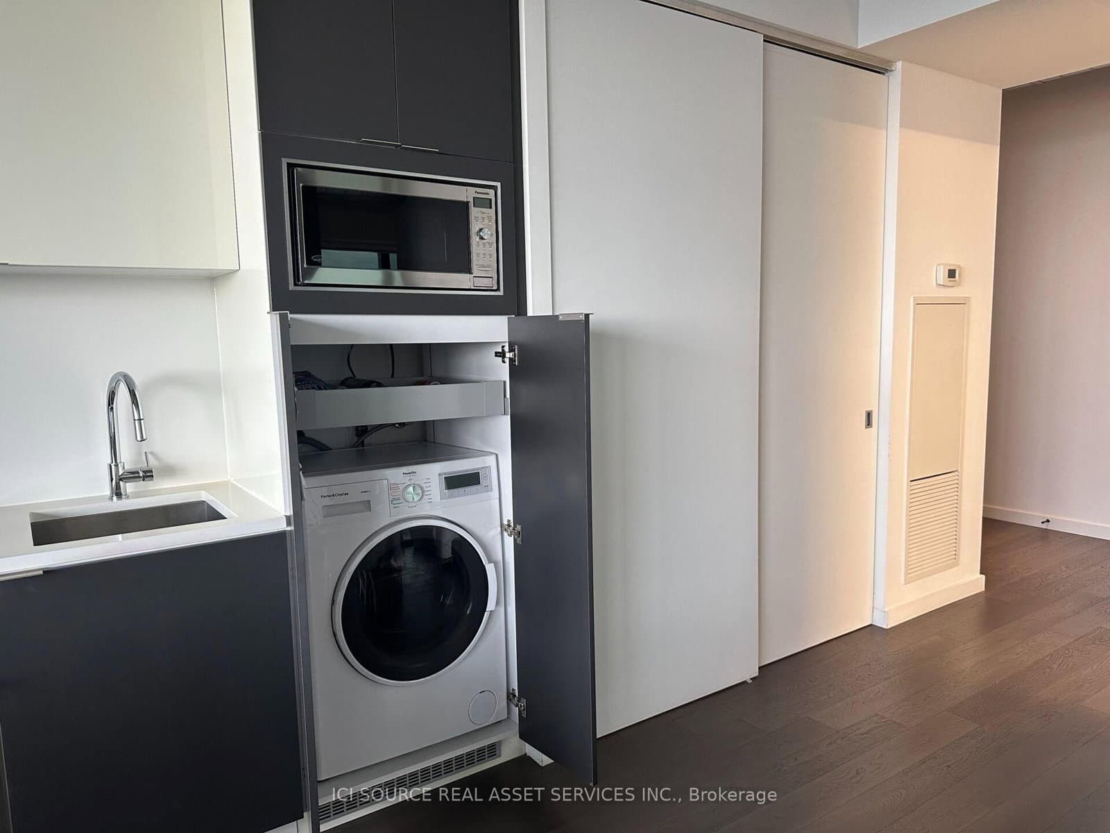 170 Bayview Avenue, Unit 2407 thumbnail 11