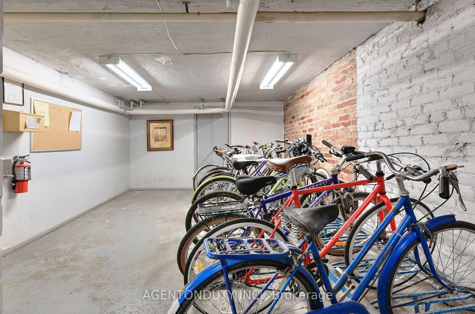 1646 Bathurst Street, Unit 17 thumbnail 24