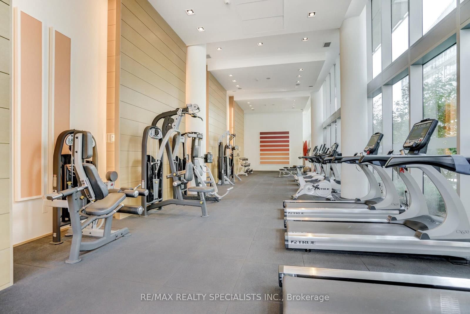 29 Queens Quay E, Unit 1118 thumbnail 23