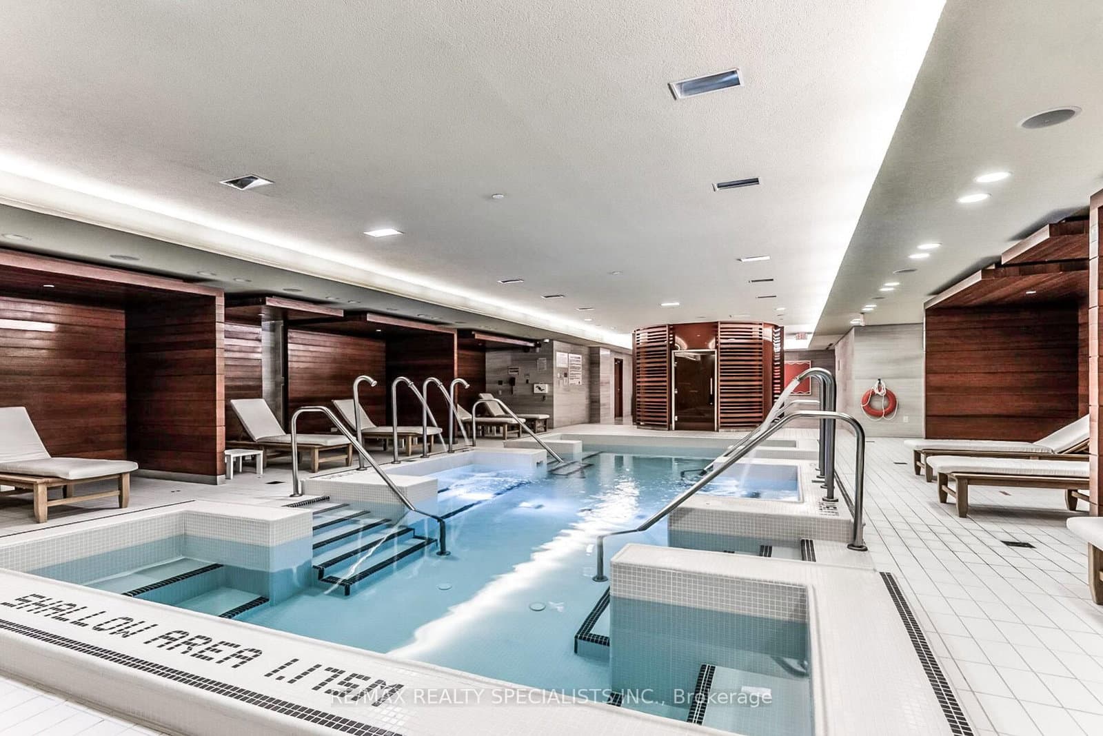29 Queens Quay E, Unit 1118 thumbnail 34