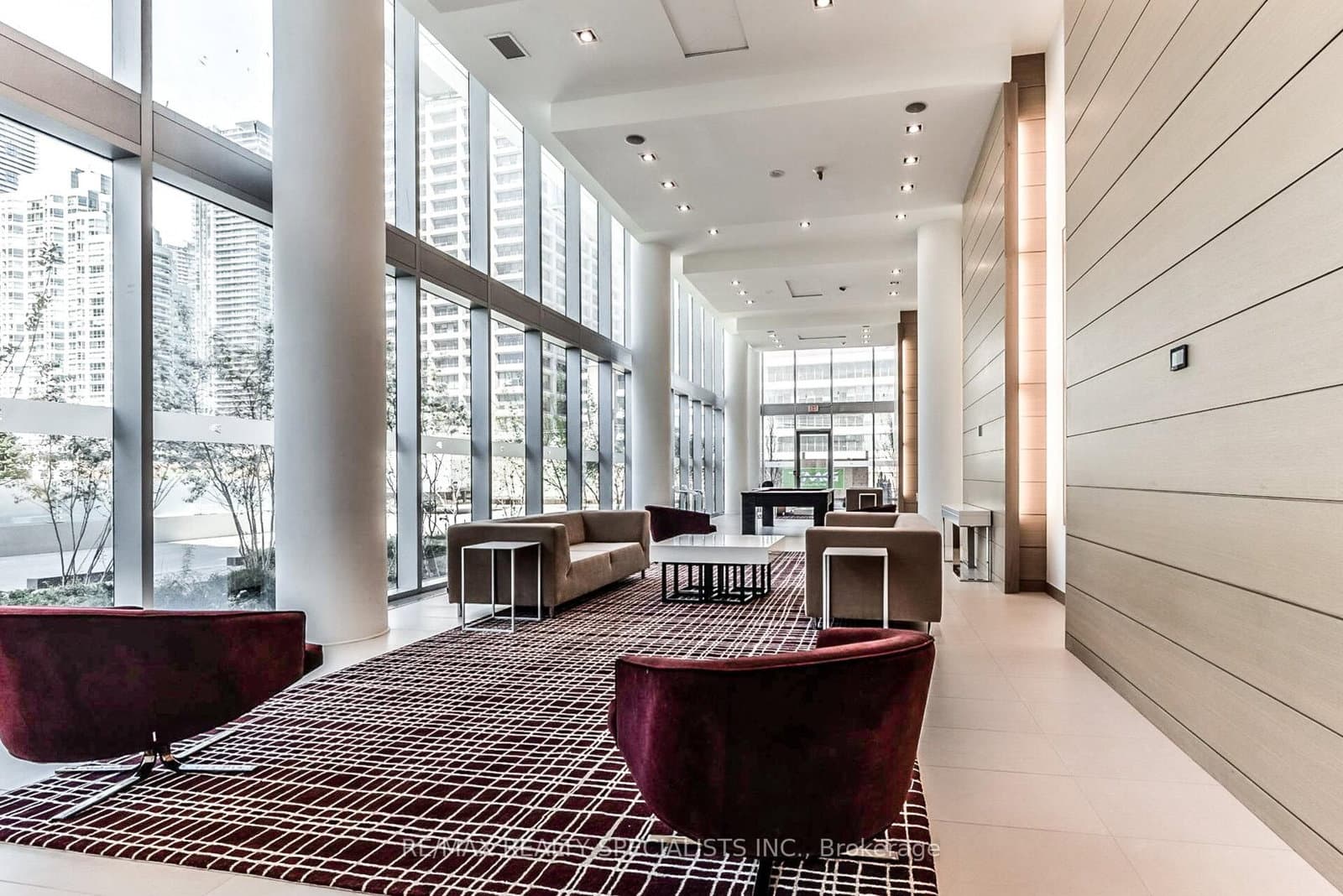 29 Queens Quay E, Unit 1118 thumbnail 35