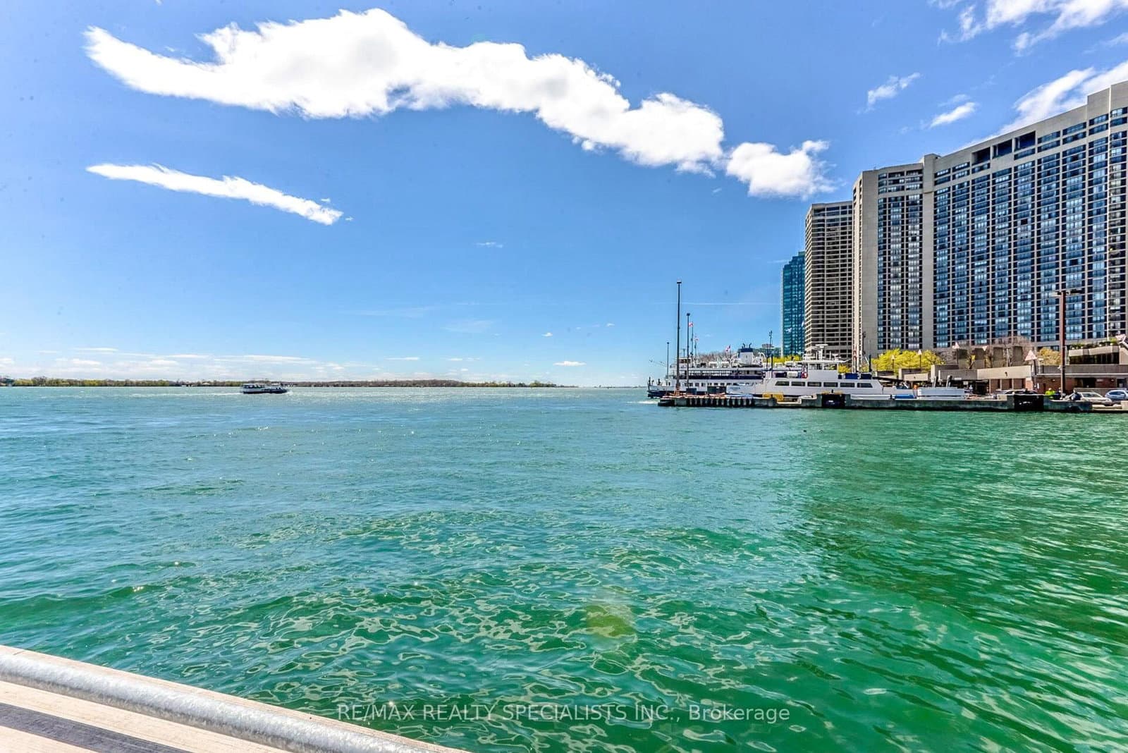 29 Queens Quay E, Unit 1118 thumbnail 41