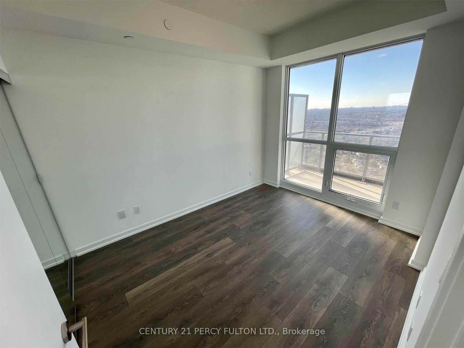 32 Forest Manor Road, Unit 2401 thumbnail 12