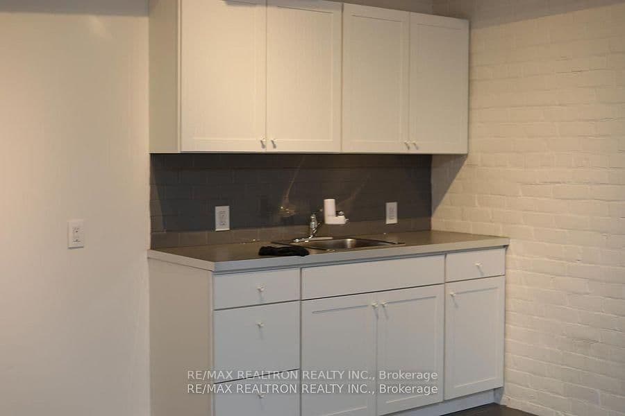 135 Tecumseth Street, Unit 14B thumbnail 6