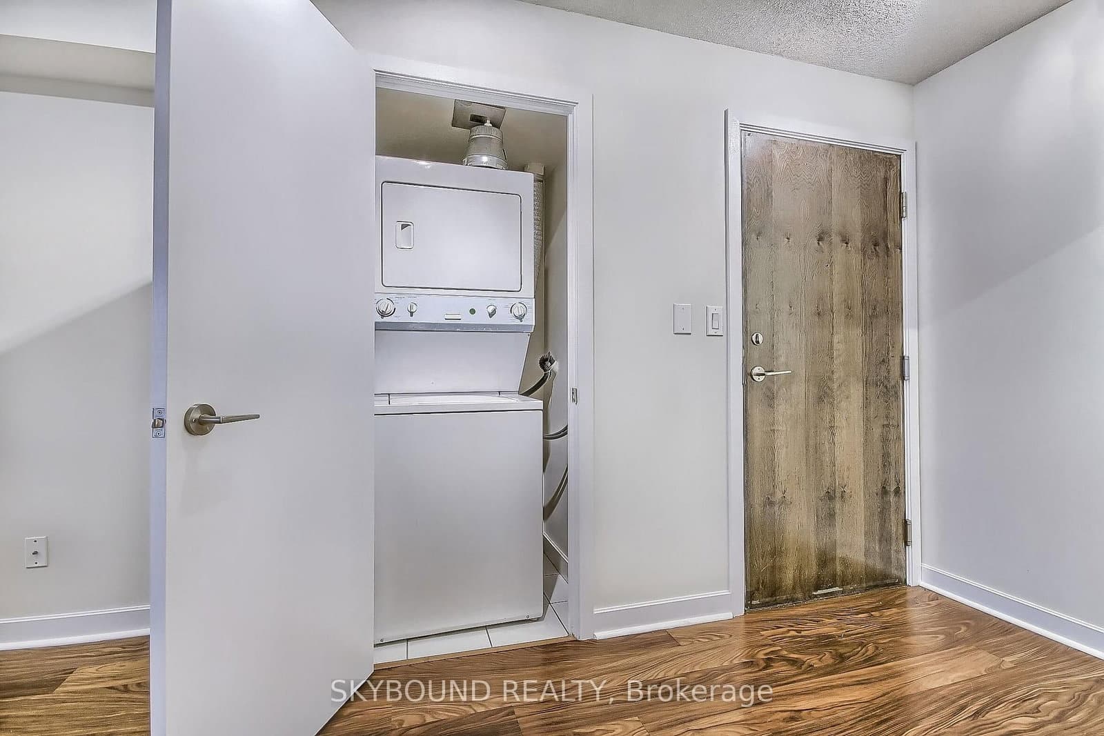 33 Bay Street, Unit 712 thumbnail 26