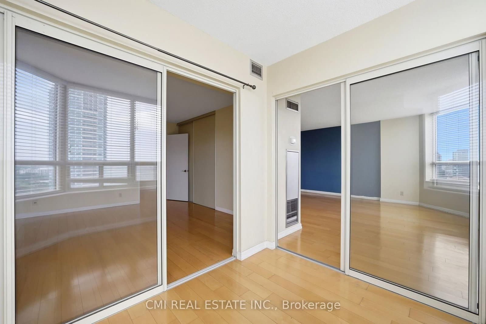 215 Wynford Drive, Unit 2307 thumbnail 25
