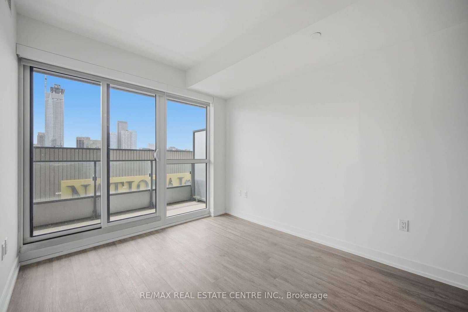 395 Bloor Street E, Unit 2503 thumbnail 36