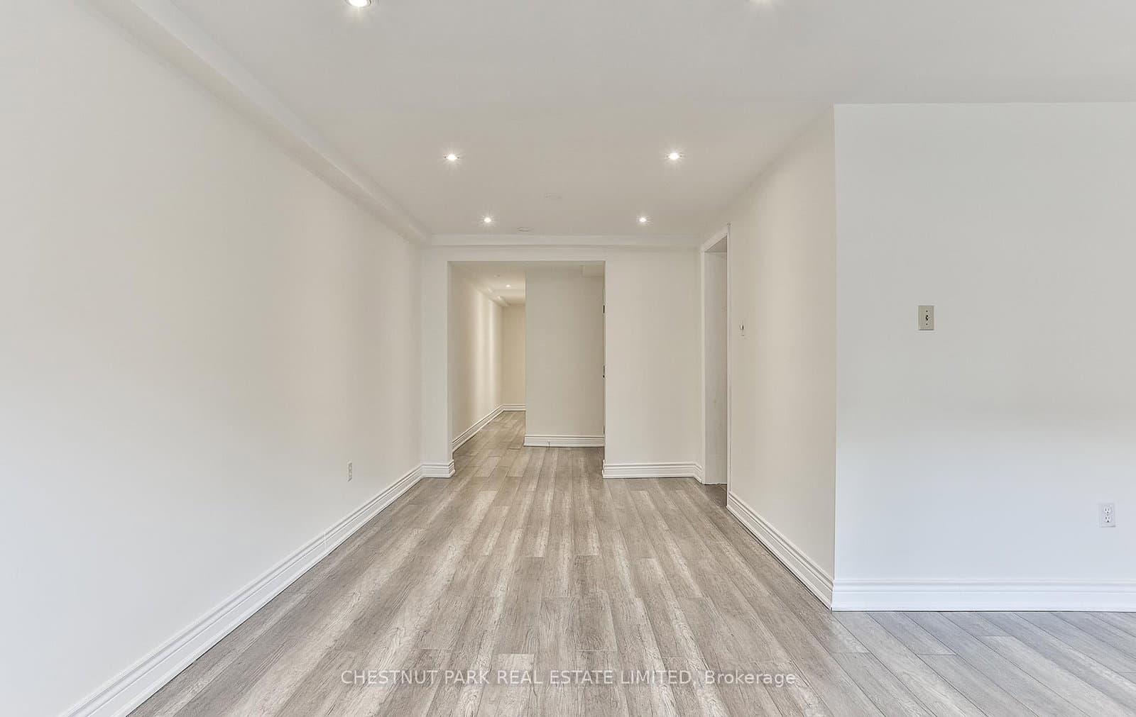 76 Walmsley Boulevard, Unit 1 thumbnail 16