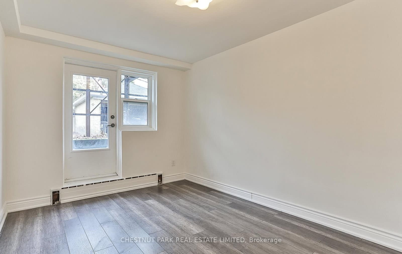 76 Walmsley Boulevard, Unit 1 thumbnail 20