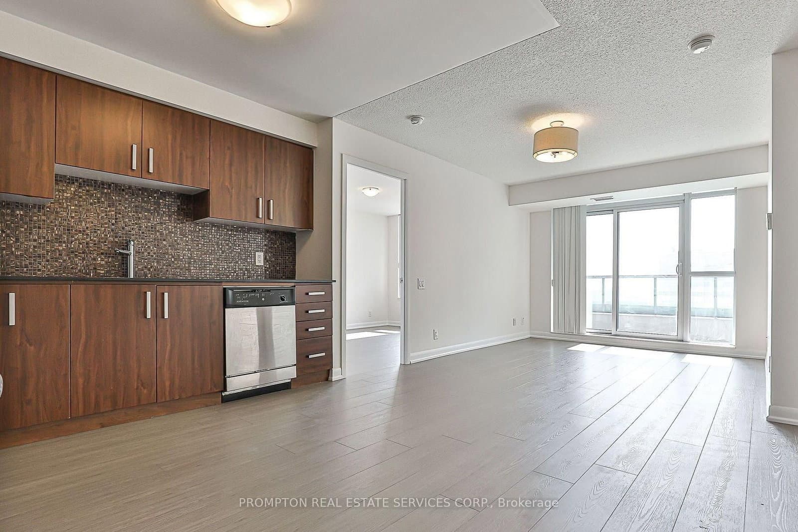 17 Anndale Drive, Unit 2302 thumbnail 3