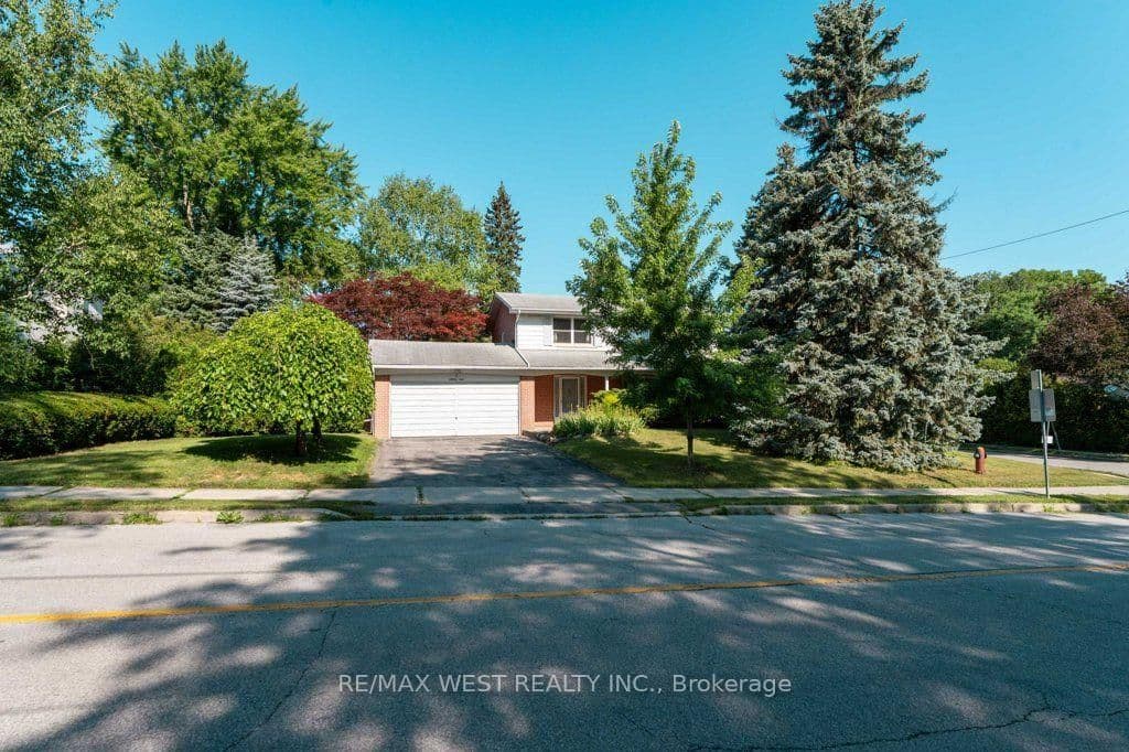 2 Robinter Drive - Image 1