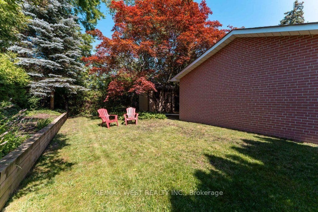2 Robinter Drive thumbnail 41