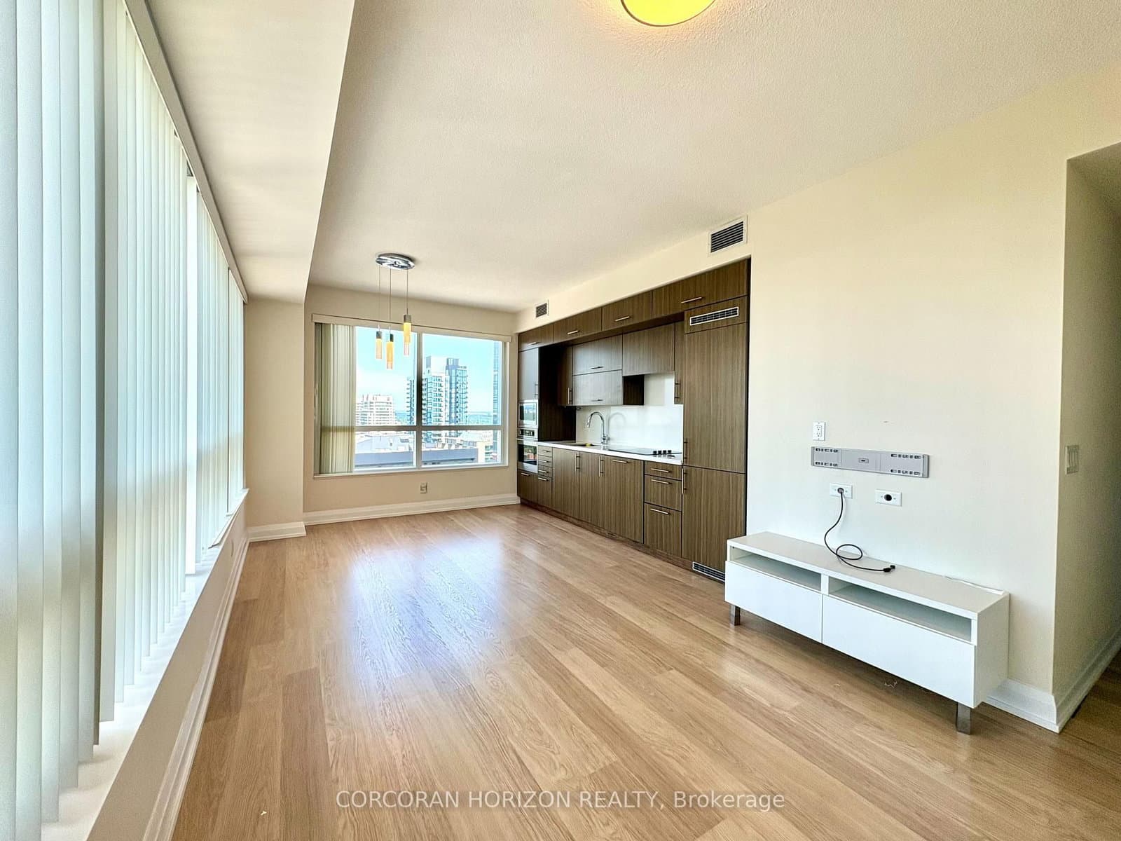 2 Anndale Drive, Unit 2902 thumbnail 7