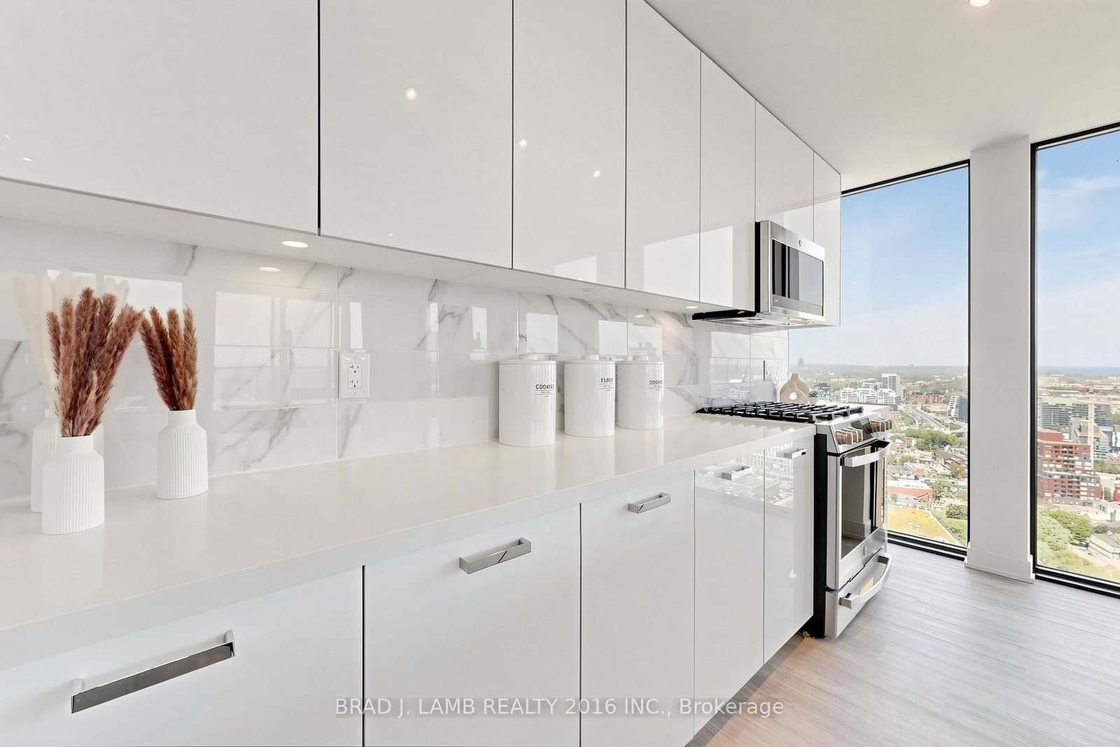 284 King Street E, Unit 2901 thumbnail 10