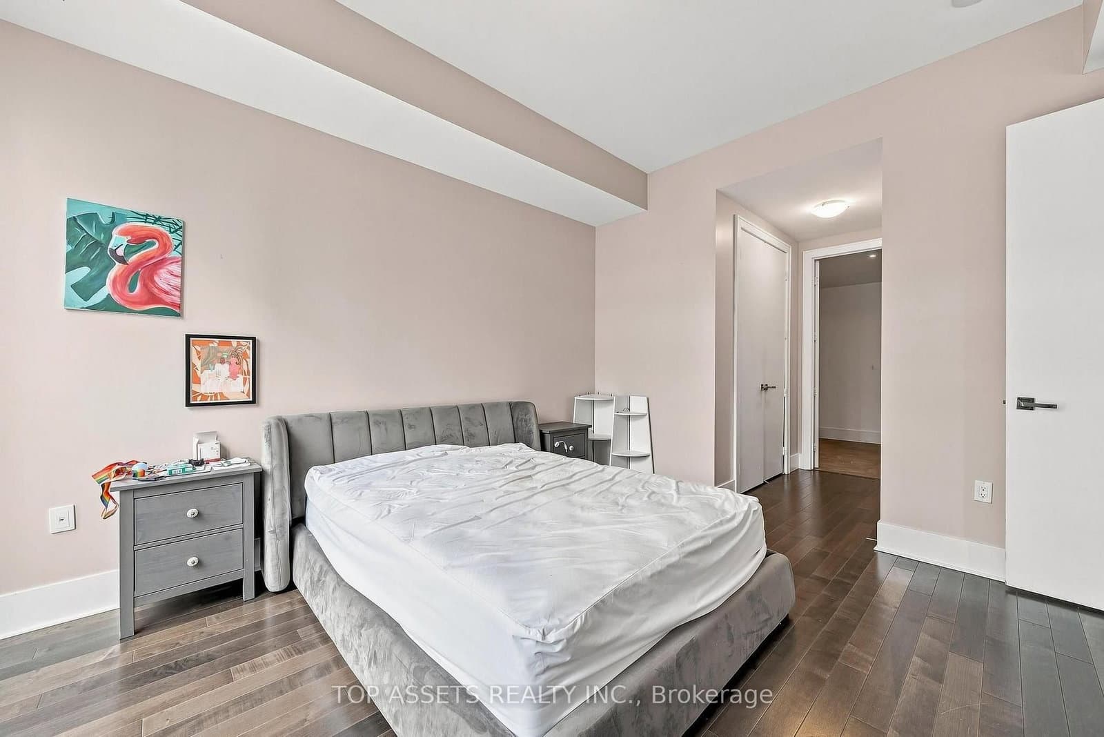 29 Queens Quay E, Unit 919 thumbnail 17