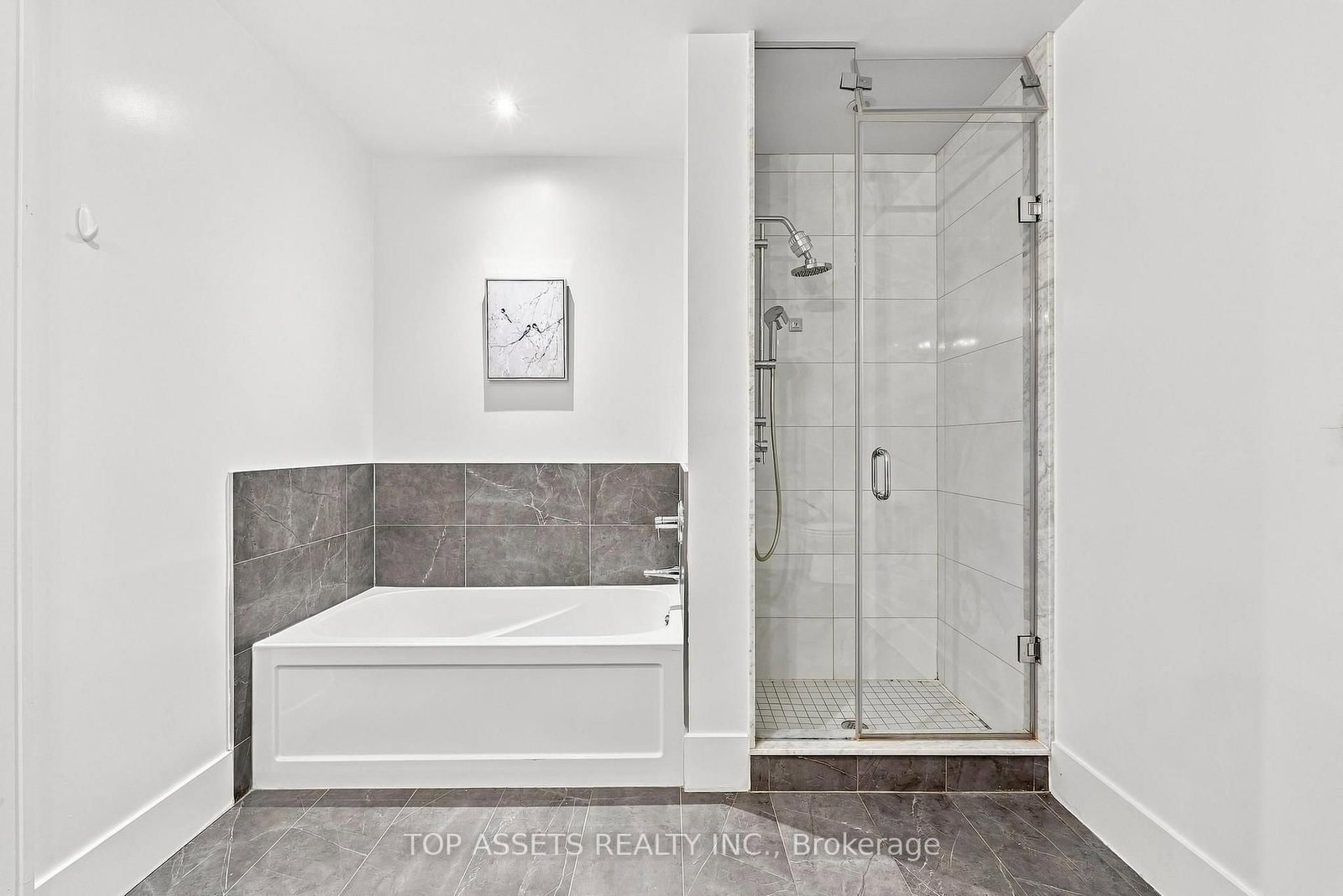 29 Queens Quay E, Unit 919 thumbnail 21