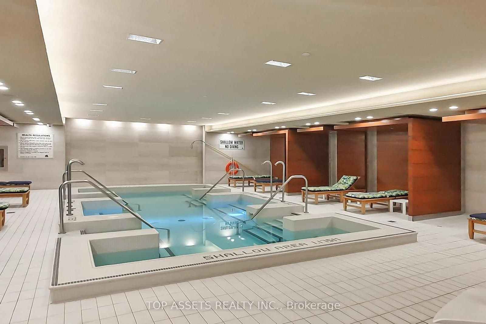 29 Queens Quay E, Unit 919 thumbnail 38