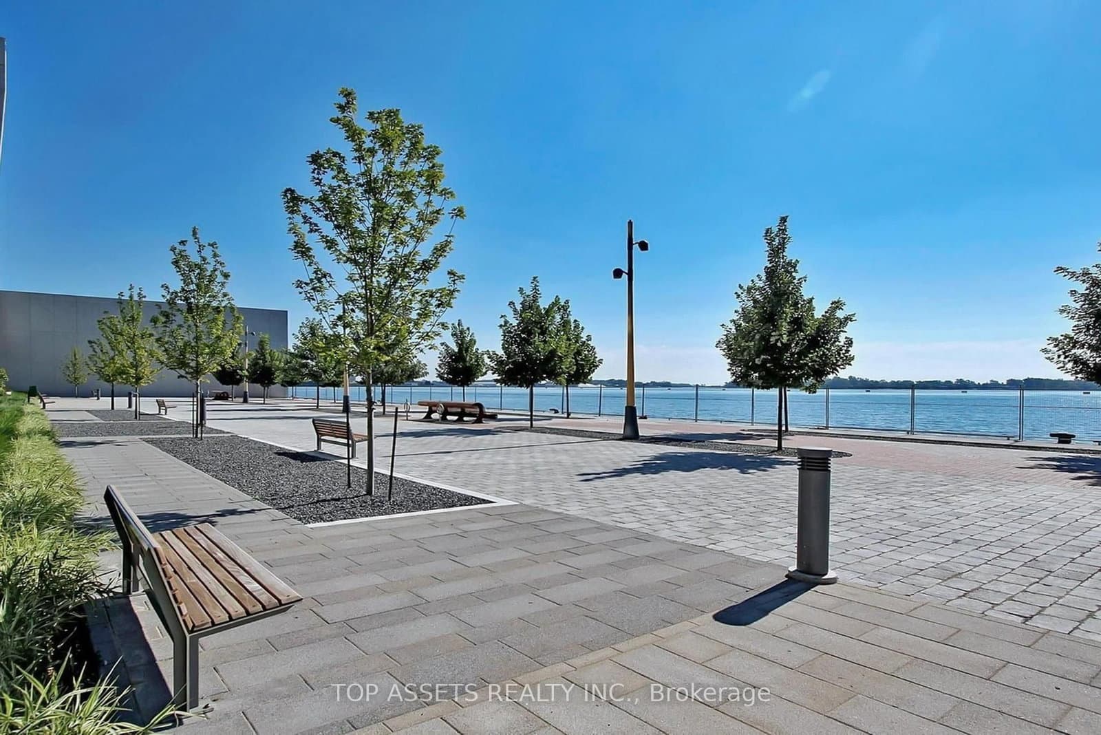 29 Queens Quay E, Unit 919 thumbnail 41