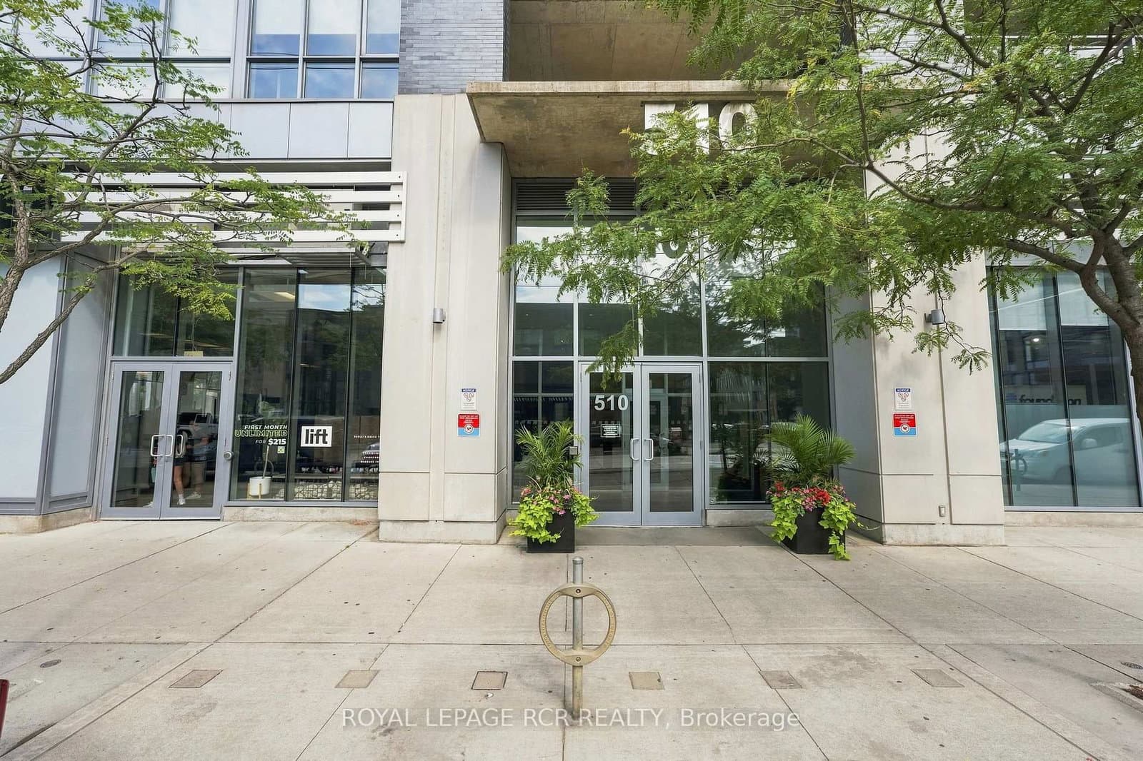 510 E King Street E, Unit 804 thumbnail 32