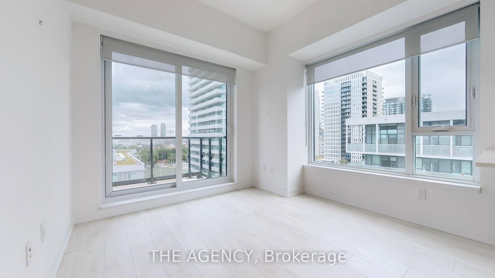 35 Tubman Avenue, Unit PH1115 thumbnail 11