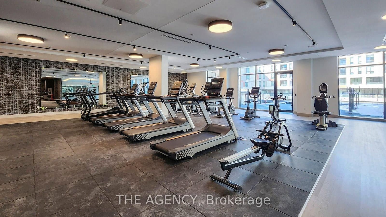 35 Tubman Avenue, Unit PH1115 thumbnail 38