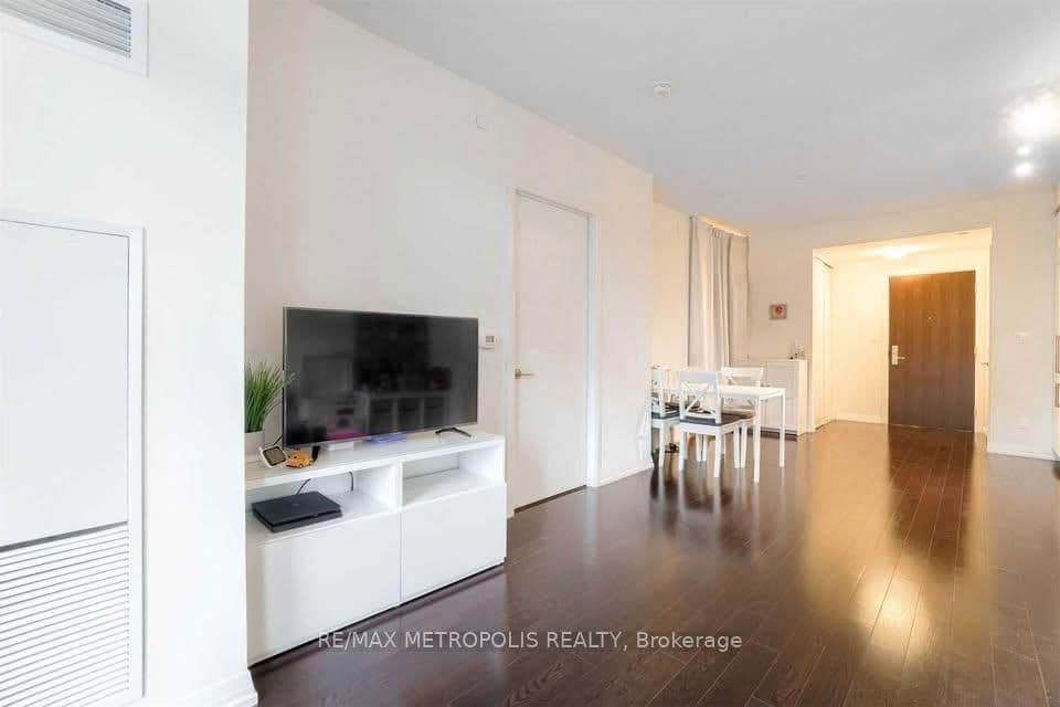 460 Adelaide Street E, Unit 520 thumbnail 13