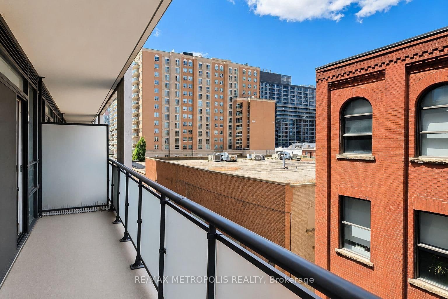 460 Adelaide Street E, Unit 520 thumbnail 28
