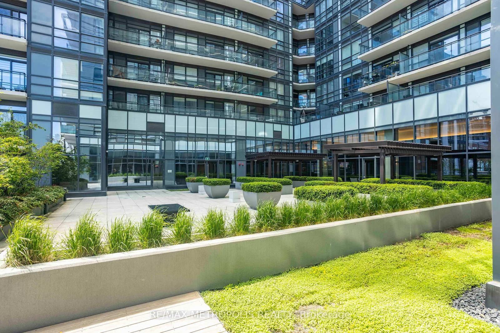 460 Adelaide Street E, Unit 520 thumbnail 30
