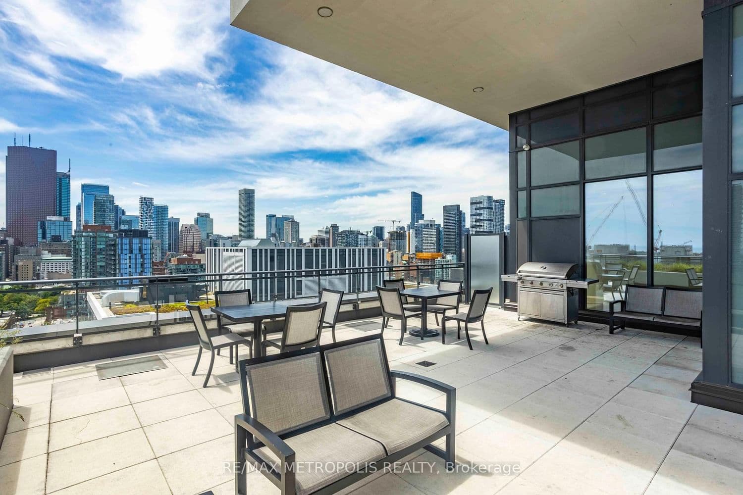 460 Adelaide Street E, Unit 520 thumbnail 31