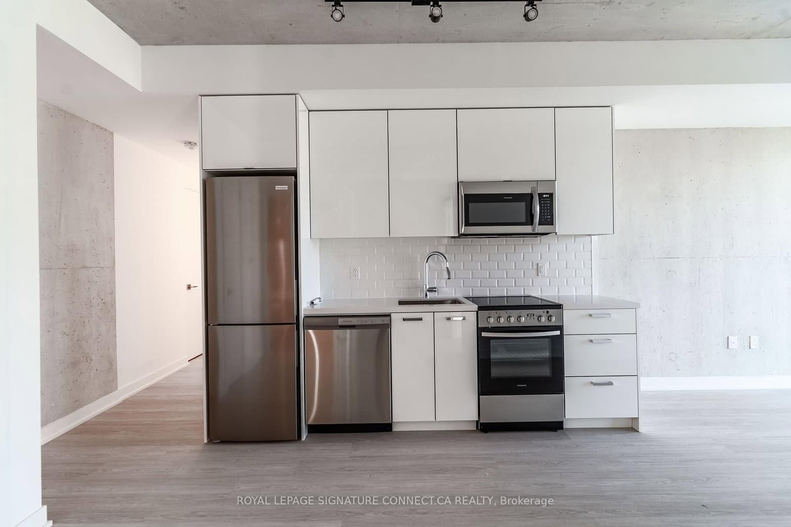 284 King Street E, Unit 2107 thumbnail 2