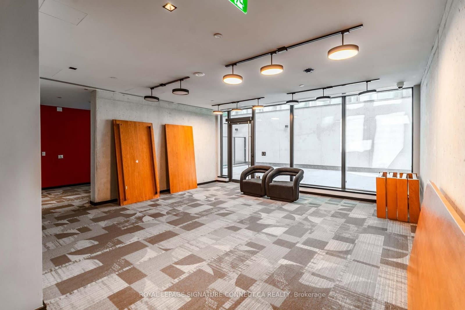 284 King Street E, Unit 2107 thumbnail 23