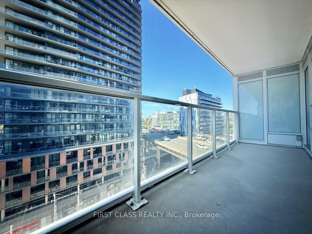 19 Bathurst Street, Unit 902 thumbnail 19